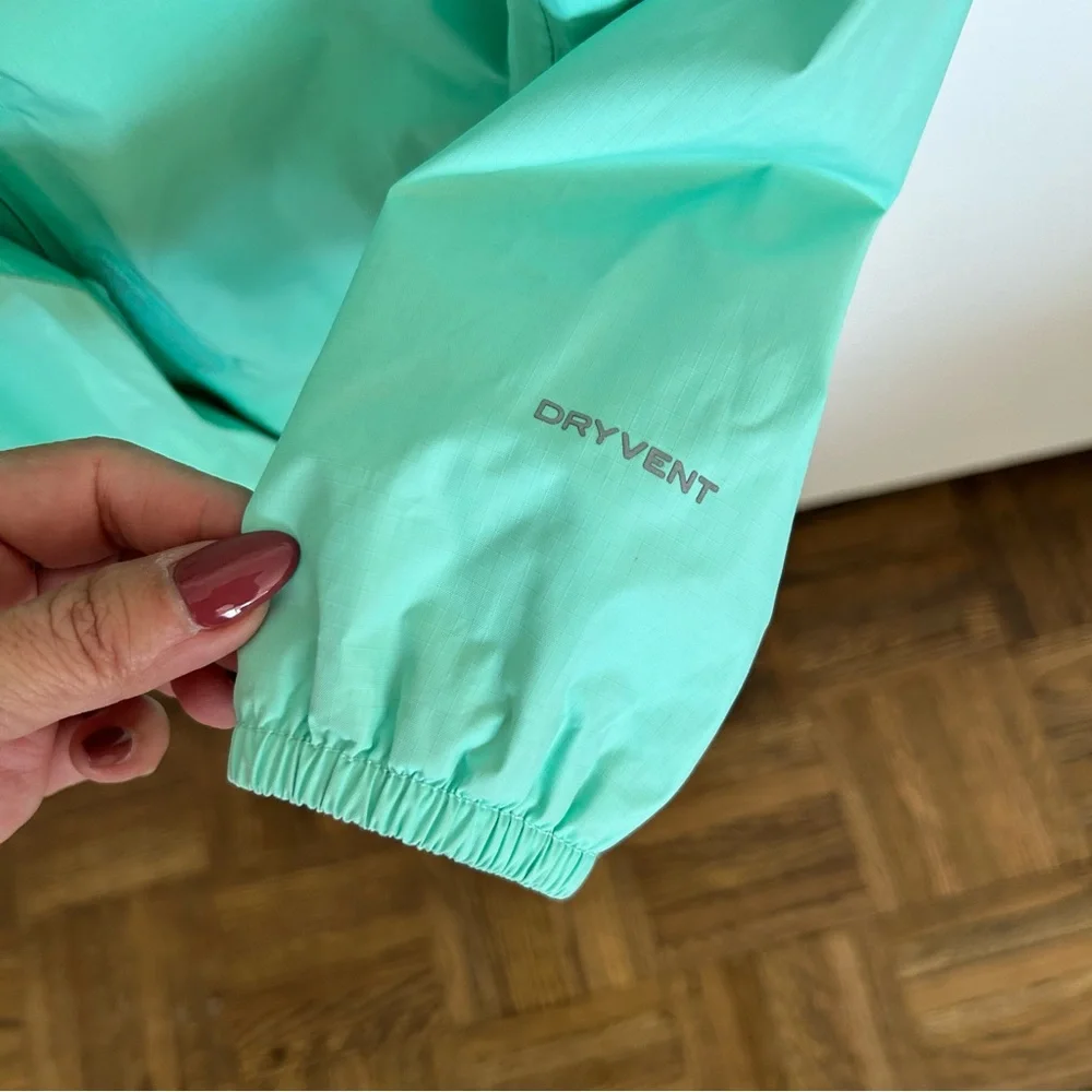 The North Face Windbreaker Jacket - Picture 6 of 14